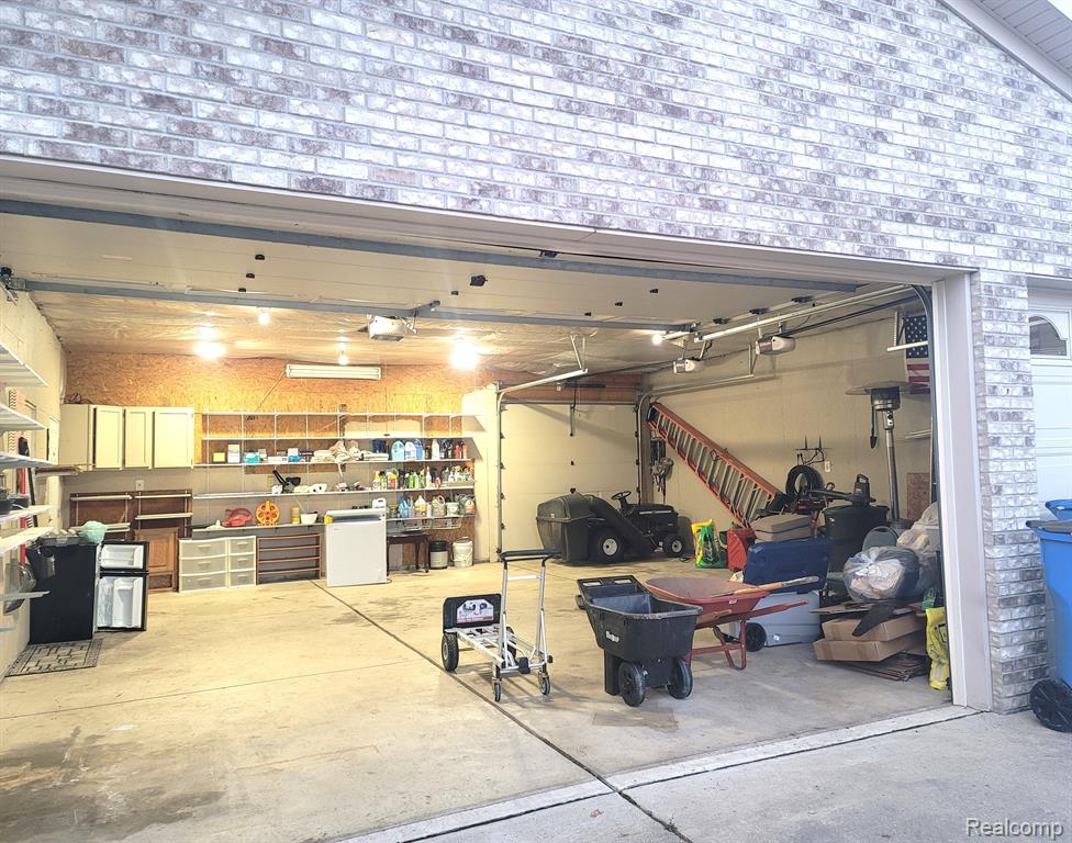 5096 CLIPPERT Street, Dearborn Heights, MI 48125 — Photo 29
