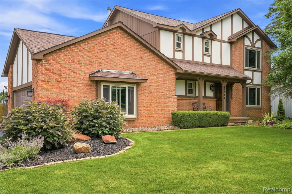 10780 Oxbow Lakeshore Drive, White Lake, MI