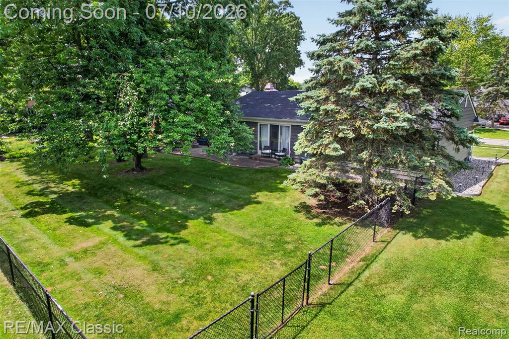 748 Randall Drive, Troy, MI 48085 — Photo 40