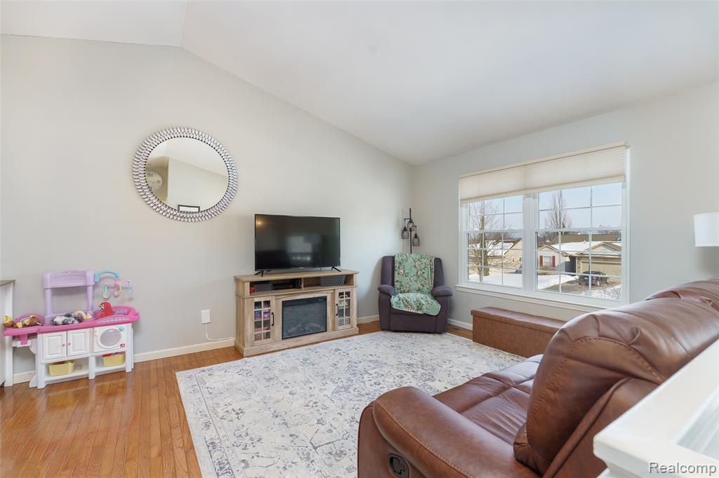 1645 Dartmoor Drive, Howell, MI 48843 — Photo 7