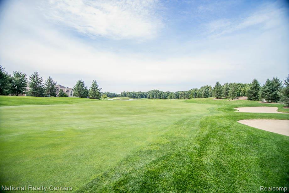 1280 Glen Court, Highland, MI — Photo 43