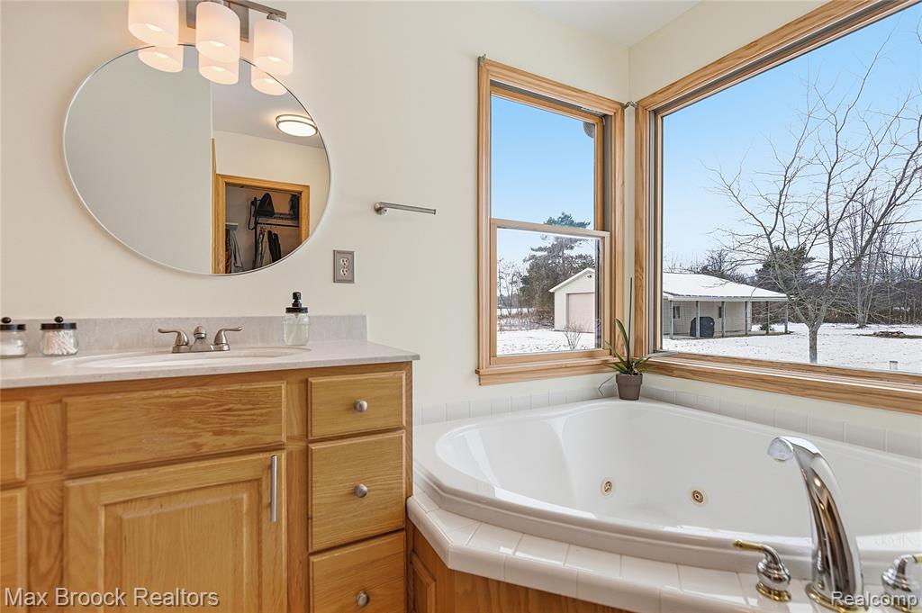 6145 Wildcat Road, MI 48032 — Photo 17