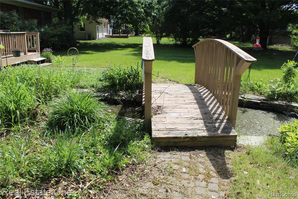 1425 N Alstott Drive, Howell, MI 48843 — Photo 20