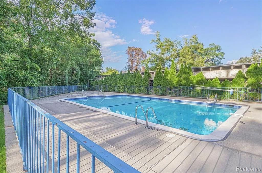 22700 GARRISON Street, 810, Dearborn, MI 48124 — Photo 6