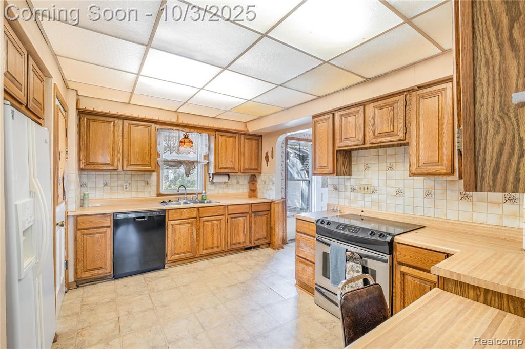 5447 N State Road, Davison, MI 48423 — Photo 6