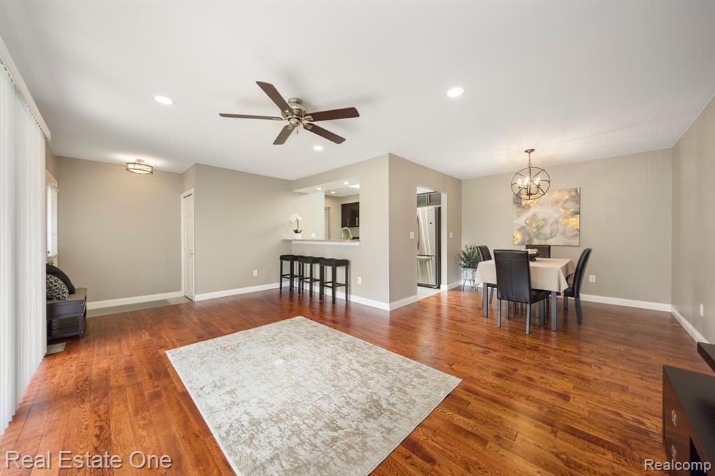 49139 FREEDOM Court, 4, Shelby Twp, MI 48315 — Photo 9