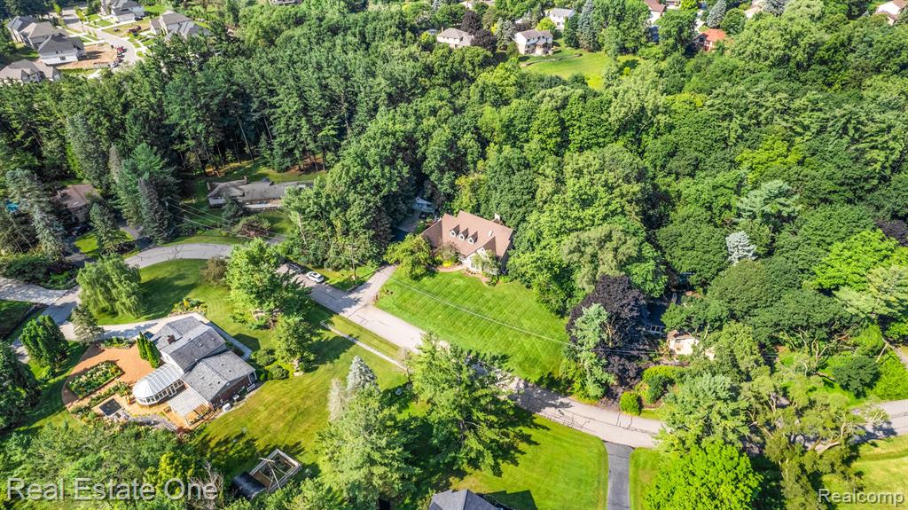 44211 CHEDWORTH Drive, Northville, MI 48167 — Photo 67