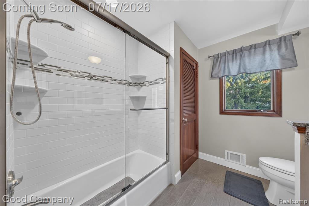 38921 Santa Barbara Street, Clinton Twp, MI 48036 — Photo 32