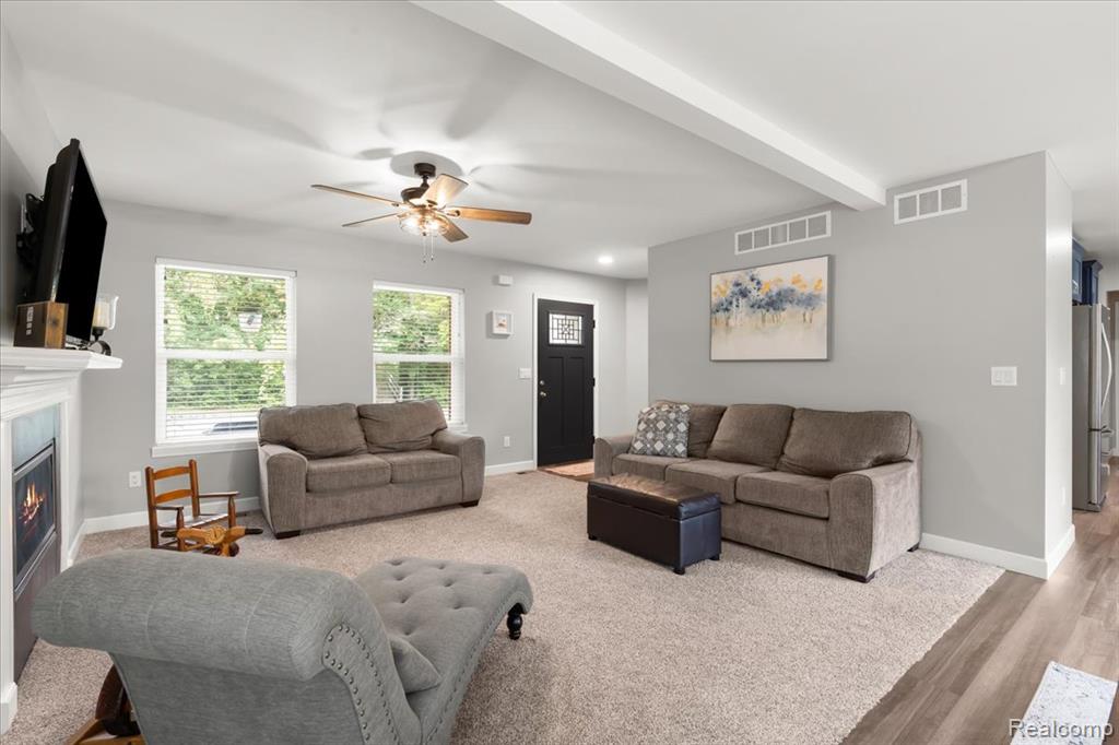 2230 Briar Ridge, Wolverine Lake, MI 48390 — Photo 8