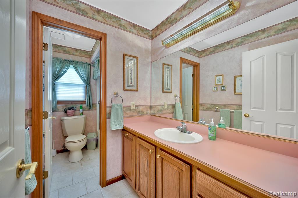 1426 Rillview Court, Metamora, MI 48455 — Photo 17