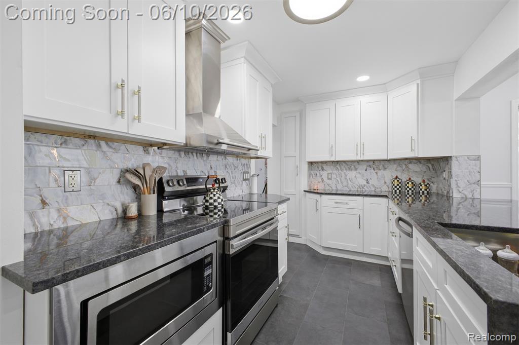 32120 Bock Street, Garden City, MI — Photo 9