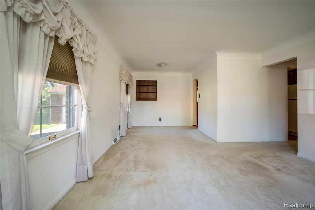 4120 Baybrook Drive, Waterford, MI 48329 — Photo 5