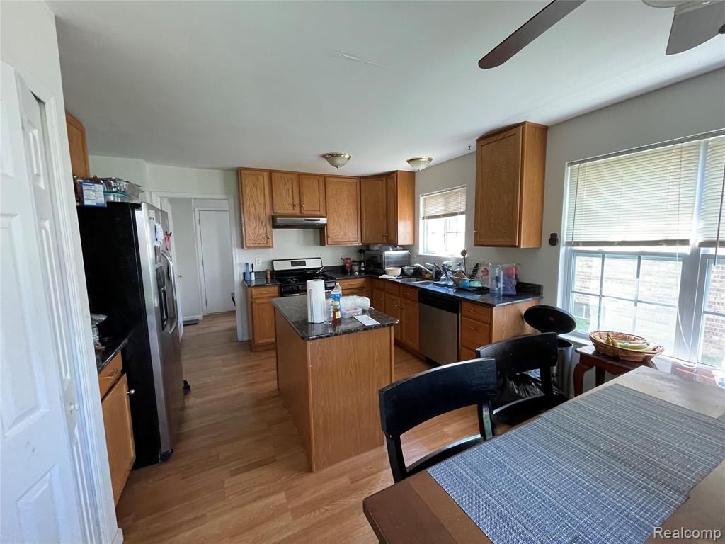 4134 STRATHMORE Lane, Canton, MI 48188 — Photo 3