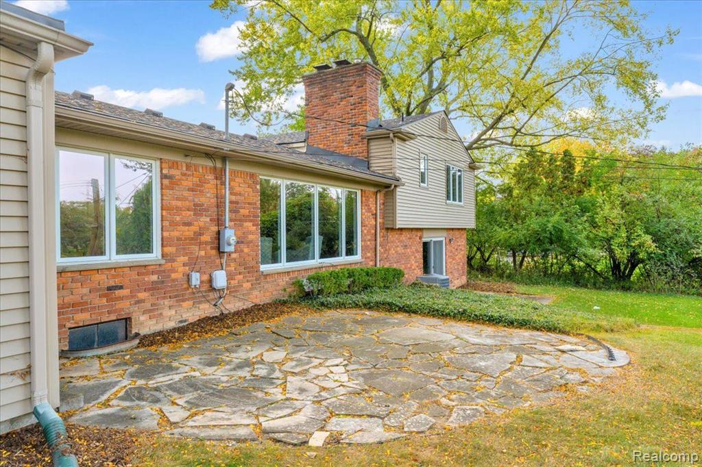4316 PINE TREE Trail, Bloomfield Hills, MI 48302 — Photo 35