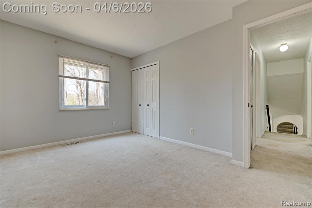 6332 Laura Lane, Flint, MI 48507 — Photo 21