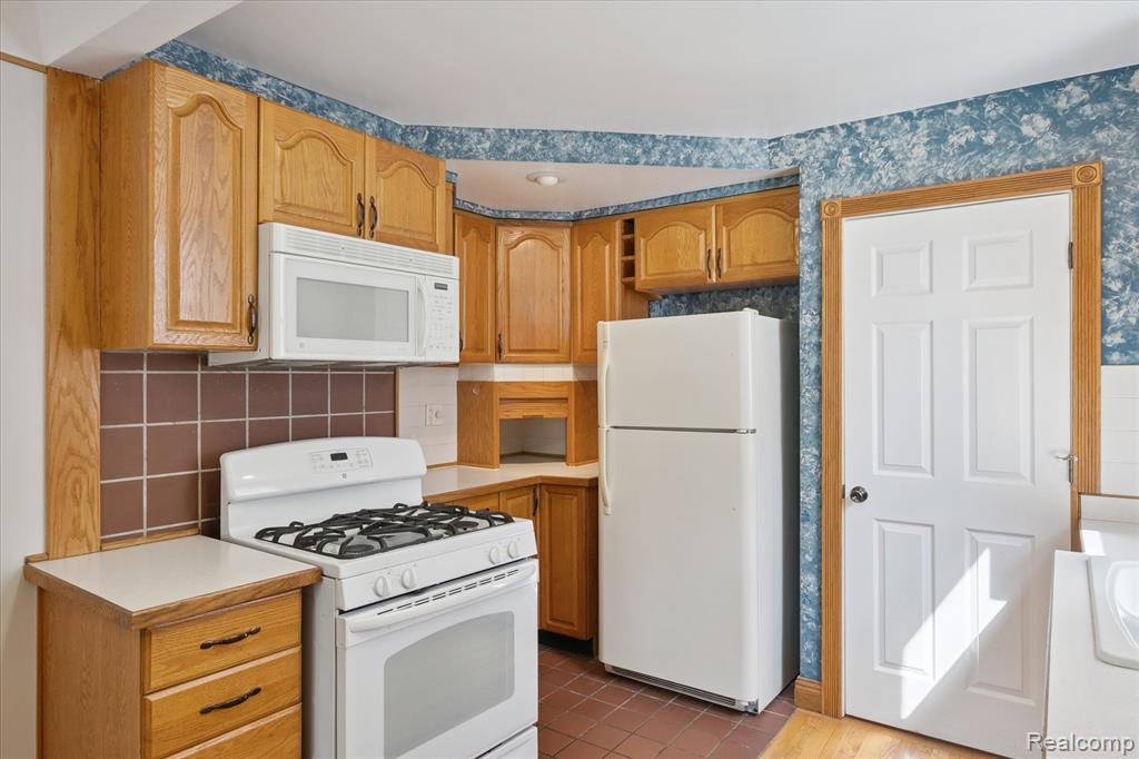 4213 Agnes Avenue, Lincoln Park, MI 48146 — Photo 11