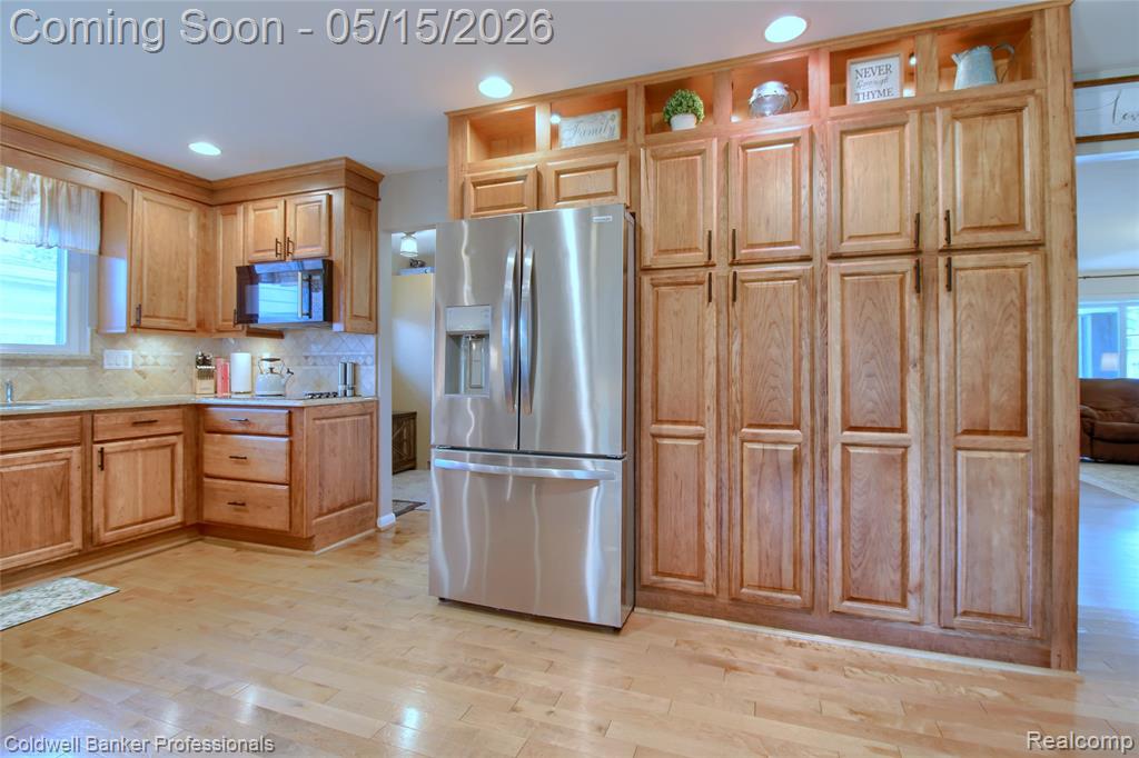 5866 Willow Creek Drive, Canton, MI 48187 — Photo 10