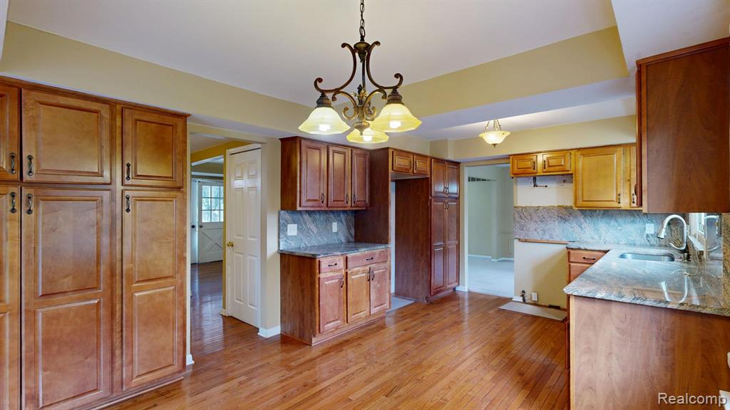 4185 Pinehurst Court, West Bloomfield, MI — Photo 16