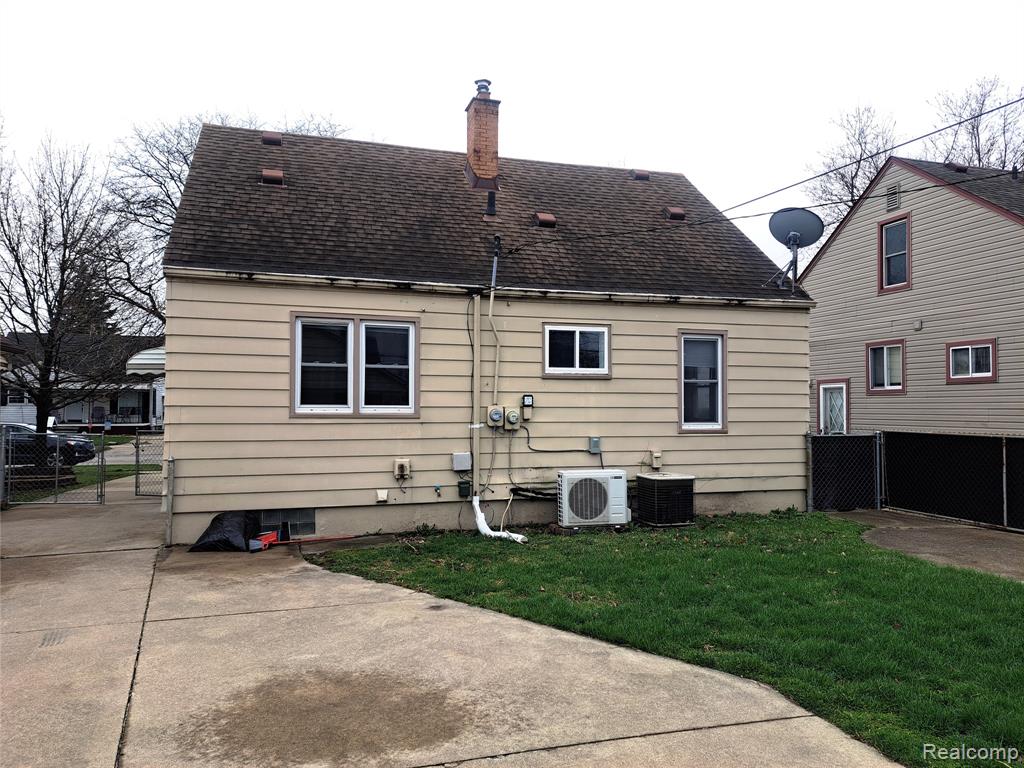 13360 Jobin Street, Southgate, MI 48195 — Photo 14