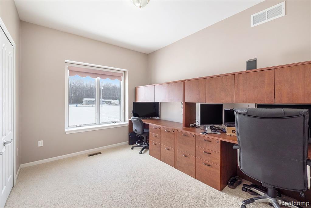 6197 SHARP Road, Swartz Creek, MI 48473 — Photo 10