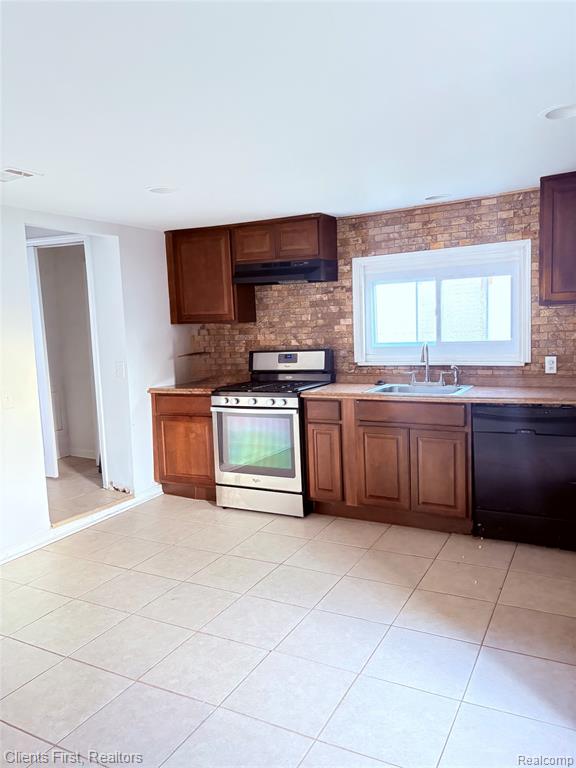 128 Henry Ruff Road, Garden City, MI — Photo 11