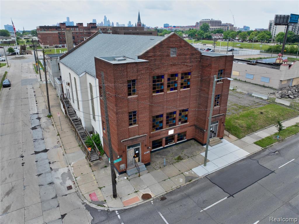 1042 E Warren Avenue, Detroit, MI 48207 — Photo 14