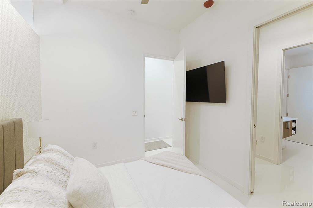 400 S Old Woodward Avenue, Birmingham, MI 48009 — Photo 6