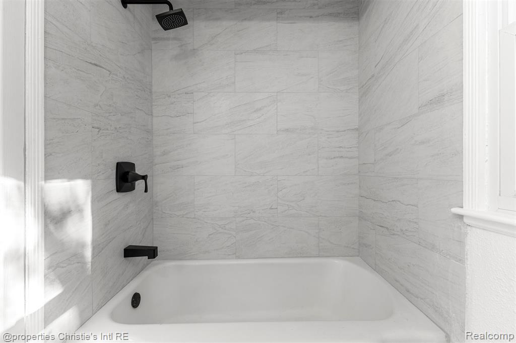 10842 Nottingham, Detroit, MI 48224 — Photo 19