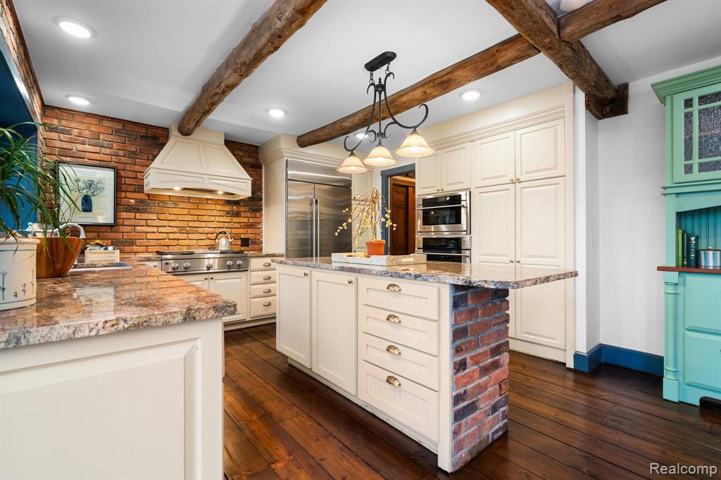 1827 HIGH HOLLOW Drive, Ann Arbor, MI 48103 — Photo 40