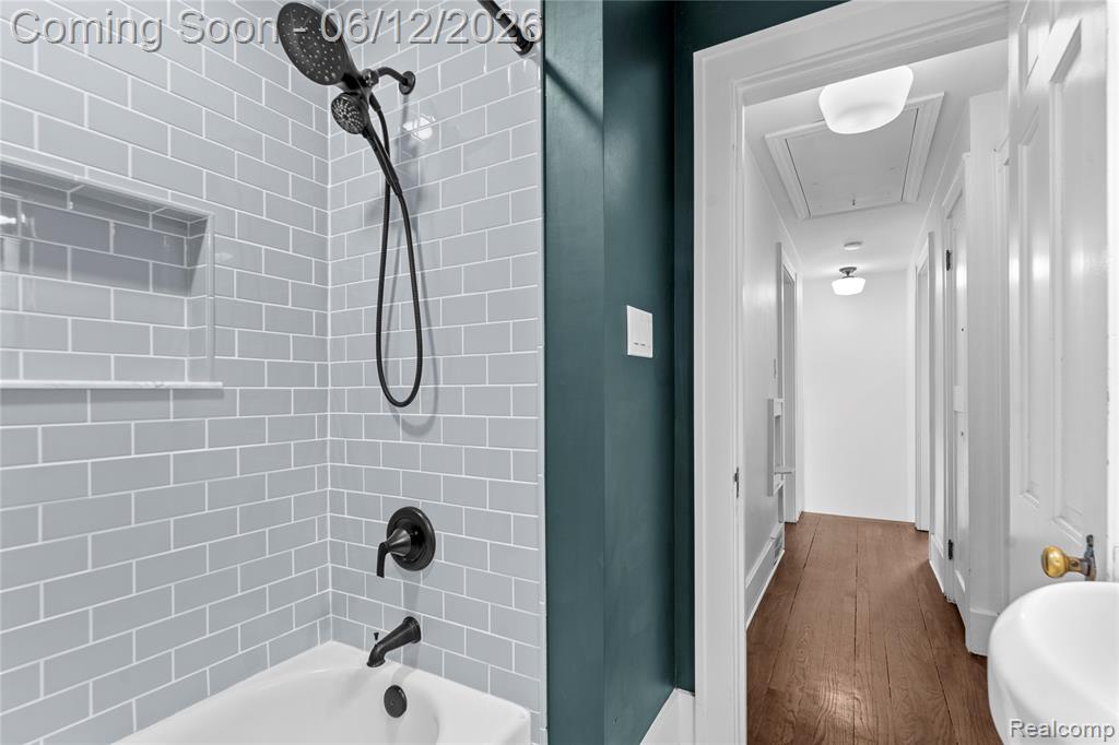 454 W Saratoga Street, Ferndale, MI 48220 — Photo 13