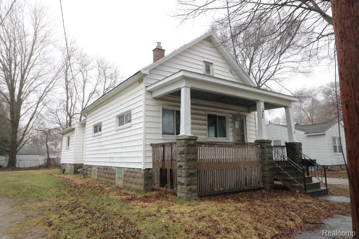 202 Elm Street, Bay City, MI 48706 — Photo 3