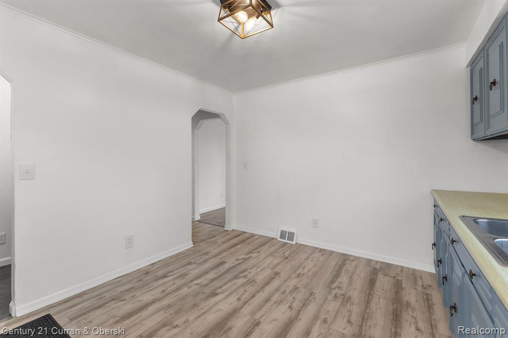 7157 CHEROKEE Street, Taylor, MI 48180 — Photo 13