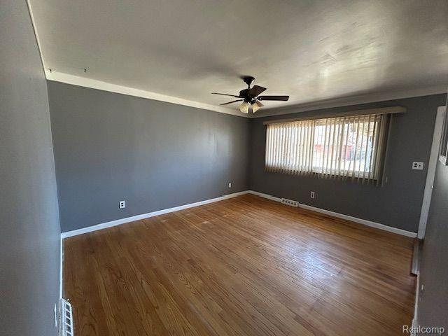 9297 WILLIAM Street, Taylor, MI 48180 — Photo 7