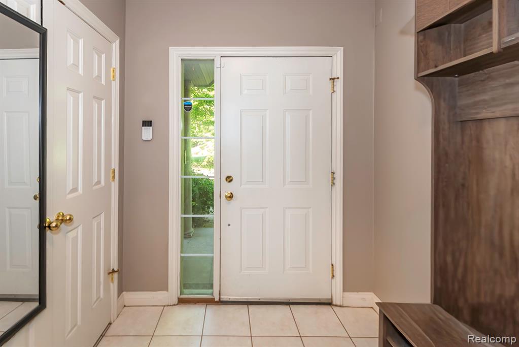 5738 Wellesley Lane, Ypsilanti, MI 48197 — Photo 5