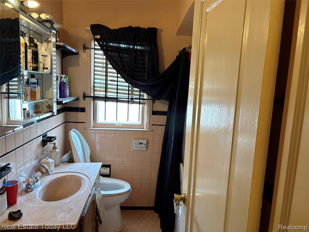 2405 Sturtevant Street, Detroit, MI 48206 — Photo 13