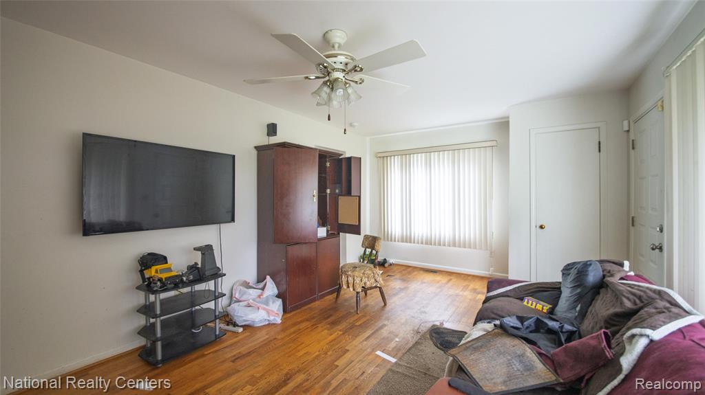 2561 Verna Street, Ypsilanti, MI 48197 — Photo 9