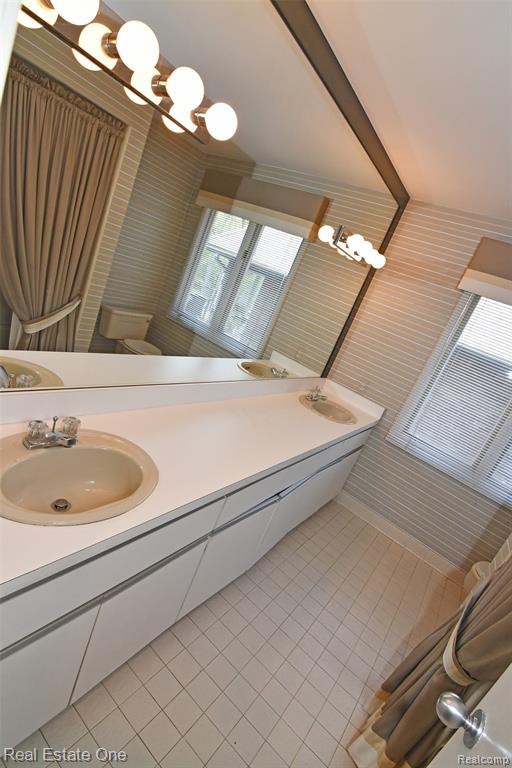 20080 Longridge Court, Northville, MI 48167 — Photo 27