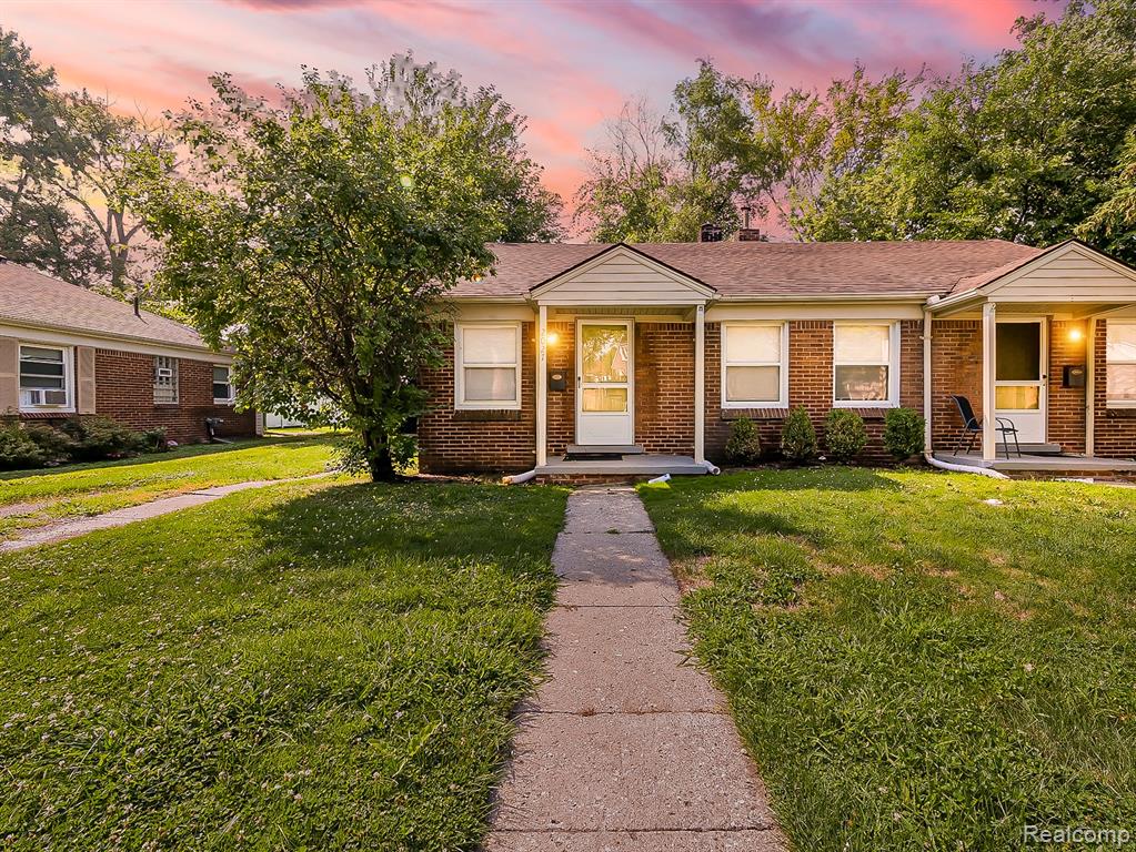 2027 Princeton Road, Berkley, MI 48072