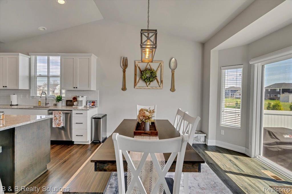 13182 SAVANNAH Drive, Romeo, MI 48065 — Photo 17