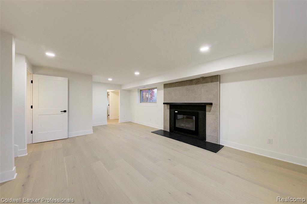 5076 Tyler Drive, Troy, MI 48085 — Photo 31