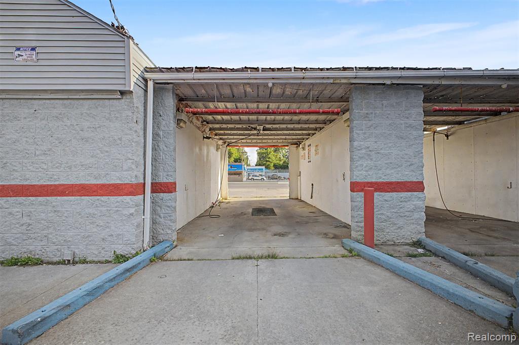 19639 W Warren Avenue, Detroit, MI 48228 — Photo 13