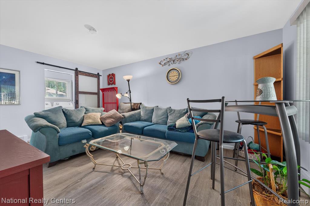 9472 Lakepointe Boulevard, Clay, MI 48001 — Photo 16