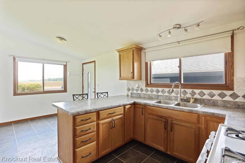 5741 S Merrill Road, Merrill, MI 48637 — Photo 10