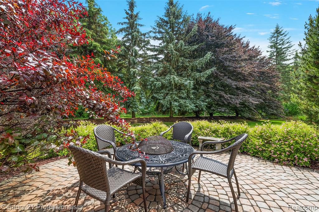 8117 Remington Court, Clarkston, MI 48348 — Photo 34