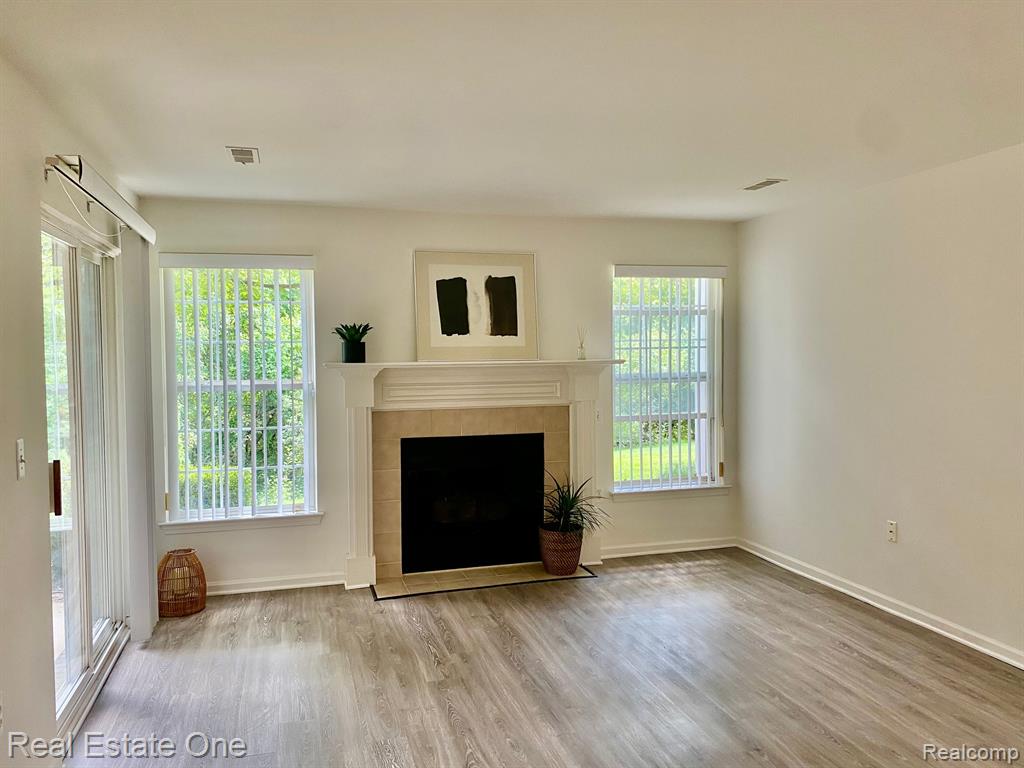 44932 MARIGOLD Drive, Sterling Heights, MI 48314 — Photo 11