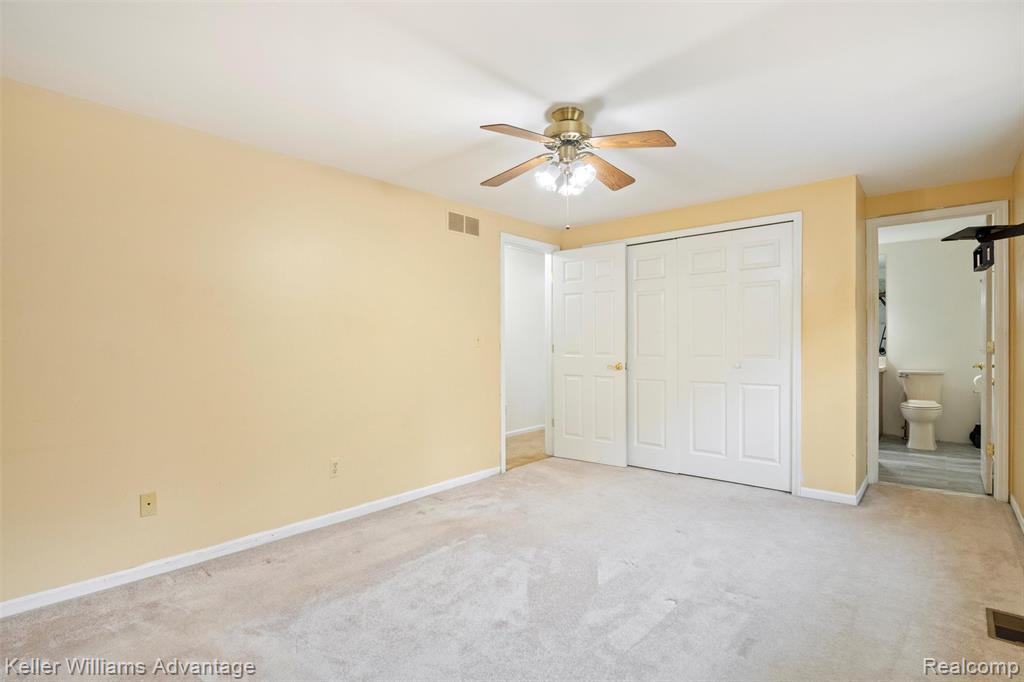 60422 Lamplighter Drive, New Hudson, MI 48165 — Photo 22
