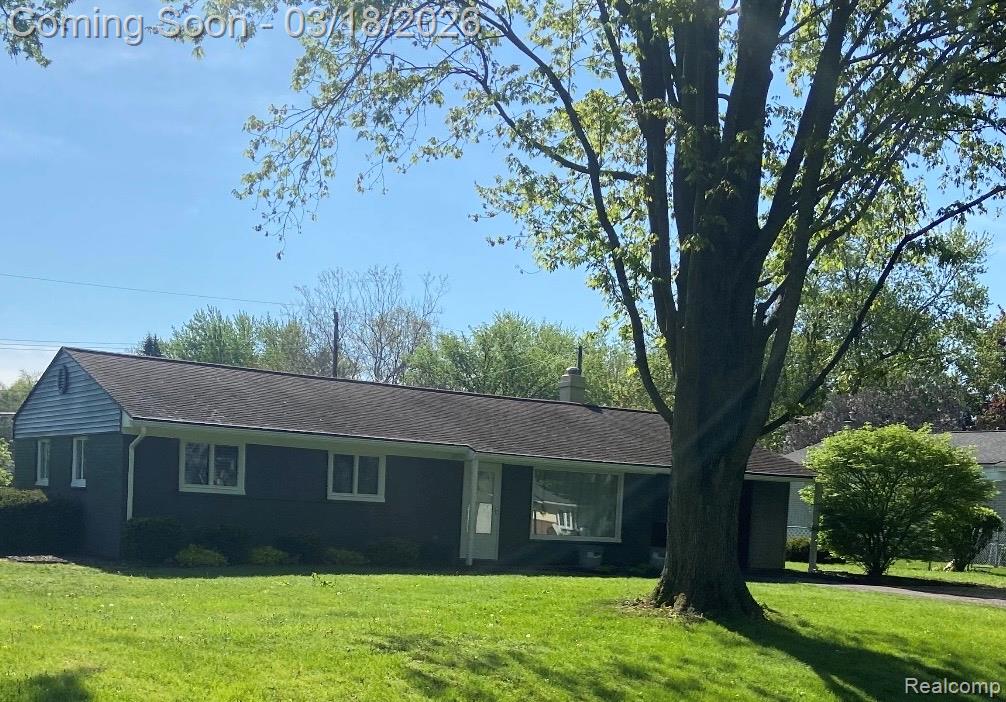 6372 Peach Drive, Clarkston, MI — Photo 18
