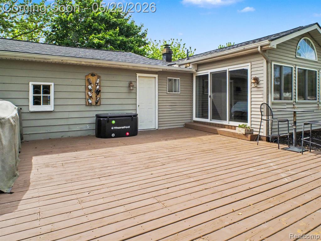 5499 Robin Drive, Grand Blanc, MI 48439 — Photo 22