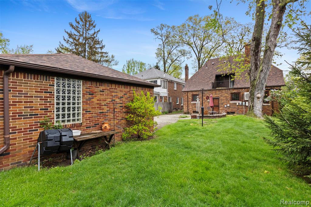 18925 Birchcrest Drive, Detroit, MI 48221 — Photo 49