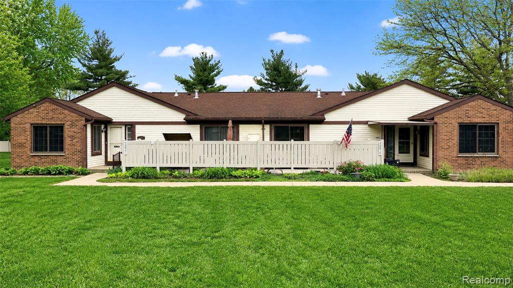 40815 Newport Drive, Plymouth, MI 48170